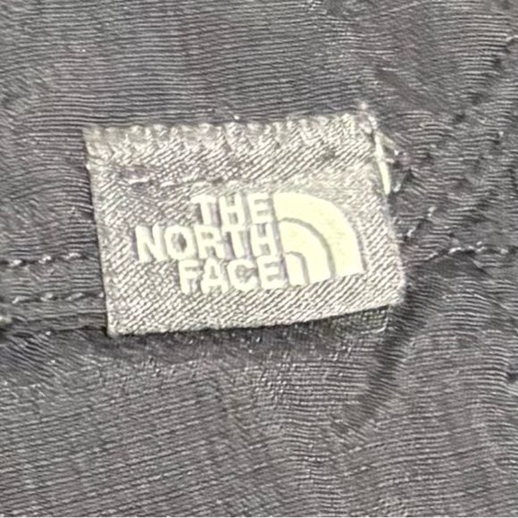 The North Face Black Flat Front Shorts Lightweight Athletic Wear size 10 - Picture 2 of 5